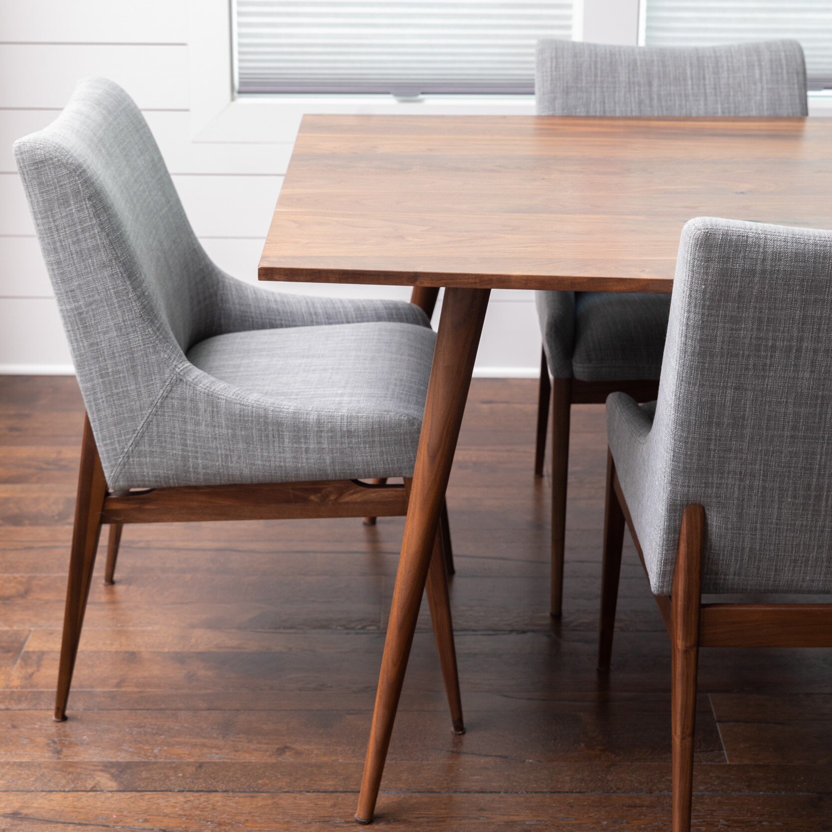 Brooklyn Dining Table